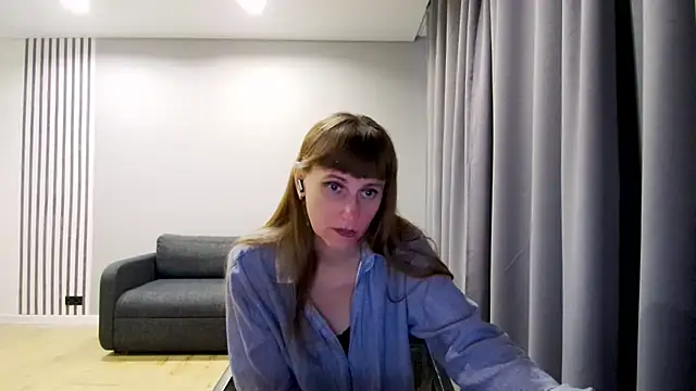 Snapshot of Daniella_Lorente chatting on February 23, 4:28 am Daniella Lorente online show from February 23, 4:28 am