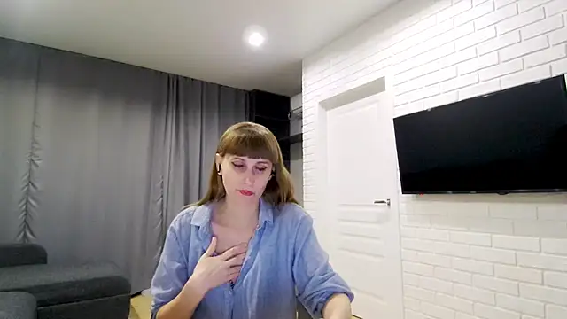 Snapshot of Daniella_Lorente chatting on October 27, 11:31 pm Daniella Lorente online show from October 27, 11:31 pm