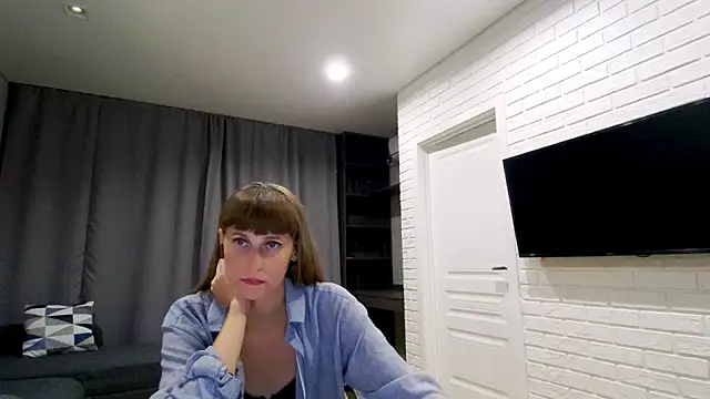 Snapshot of Daniella_Lorente chatting on July 24, 1:03 am Daniella Lorente online show from July 24, 1:03 am