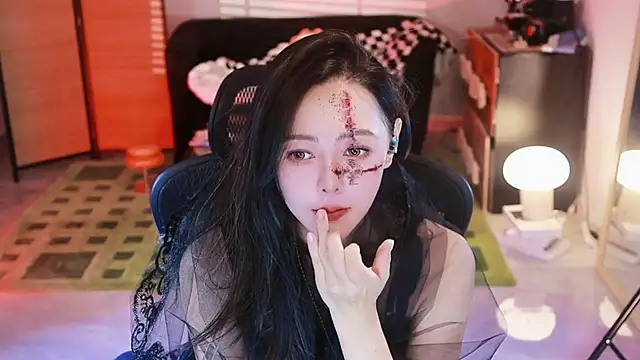 Roseonly  online show from October 31, 1:12 pm