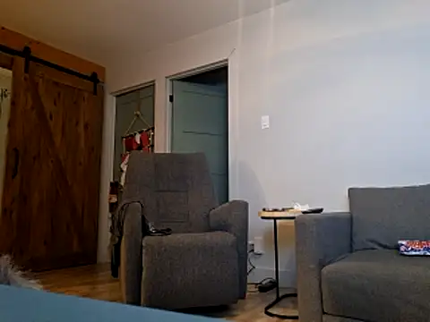 Snapshot of Frankdick01 chatting on December 15, 10:03 pm Frankdick01 online show from December 15, 10:03 pm