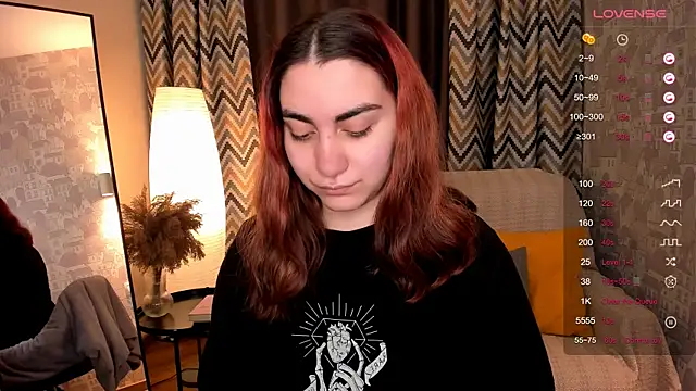 hannacheekss  online show from October 6, 2:09 am