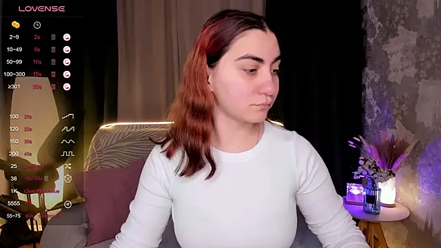 hannacheekss  online show from October 14, 2:12 am