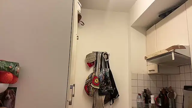 Snapshot of MashaCL chatting on November 24, 10:15 am MashaCL online show from November 24, 10:15 am