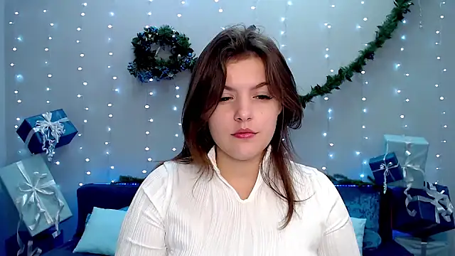 showmeparadise online show from December 6, 9:43 am