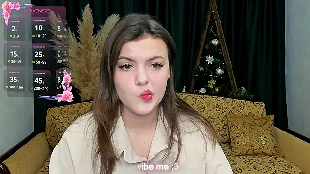 showmeparadise online show from January 4, 9:43 am