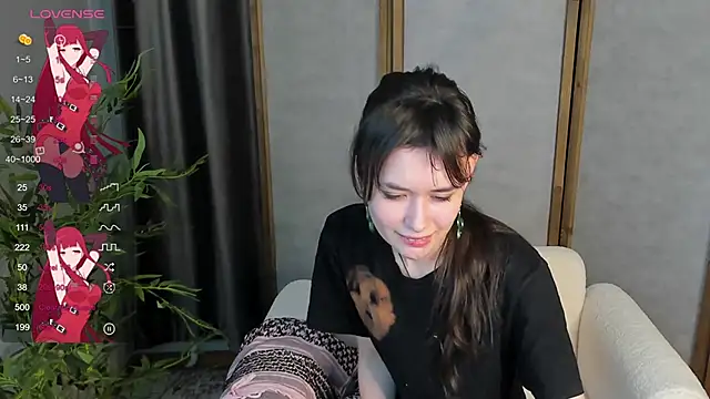 Emily Strikeee online show from February 26, 1:19 pm