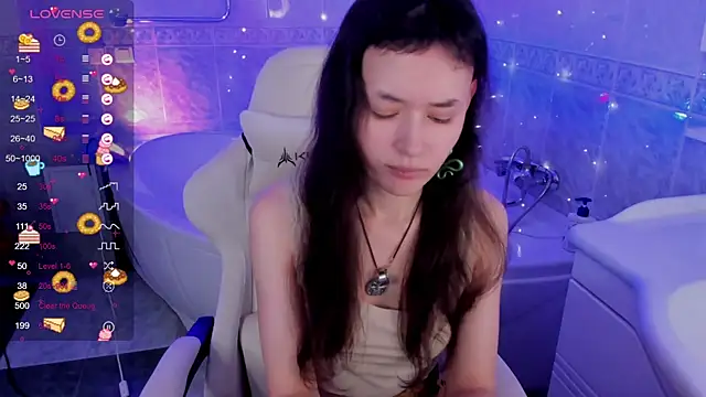 Emily Strikeee online show from September 18, 9:55 am