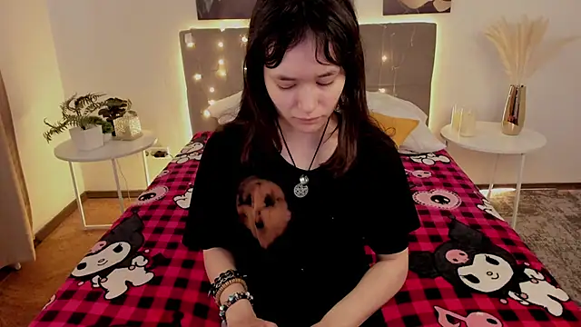 Emily Strikeee online show from May 26, 1:45 am