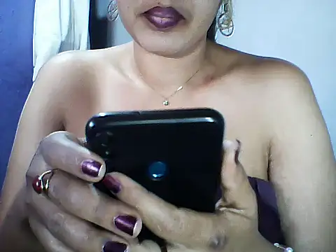 layanah12 online show from October 12, 6:56 am