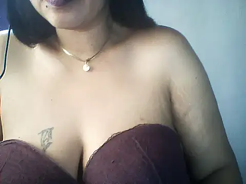 layanah12 online show from June 21, 5:43 am