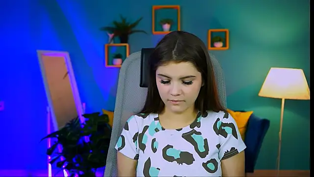 Snapshot of EvaThopson chatting on November 28, 10:51 am EvaThopson online show from November 28, 10:51 am