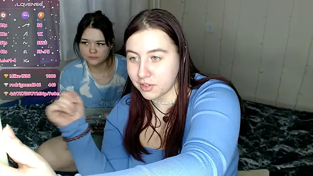 Snapshot of BettyandRich_ chatting on February 20, 1:19 pm BettyandRich online show from February 20, 1:19 pm