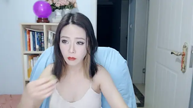 Snapshot of SuSushi728 chatting on May 31, 4:03 pm SuSushi728 online show from May 31, 4:03 pm