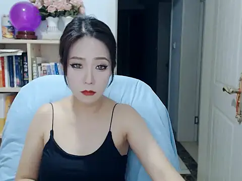 Snapshot of SuSushi728 chatting on July 14, 3:51 pm SuSushi728 online show from July 14, 3:51 pm