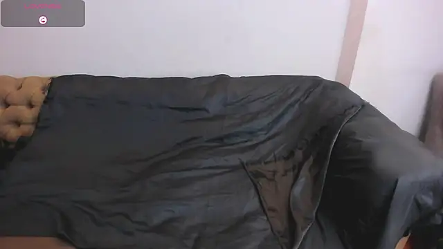 Snapshot of JennieRosse chatting on October 7, 12:13 pm JennieRosse online show from October 7, 12:13 pm