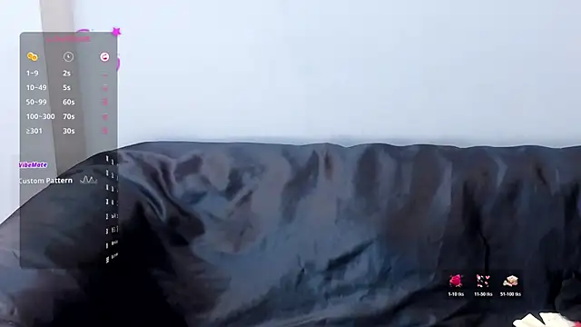 Snapshot of JennieRosse chatting on October 19, 1:34 pm JennieRosse online show from October 19, 1:34 pm