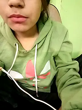 Snapshot of EACH_555 chatting on December 1, 6:46 pm EACH 555 online show from December 1, 6:46 pm