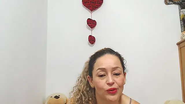 ariellth online show from October 23, 3:00 pm