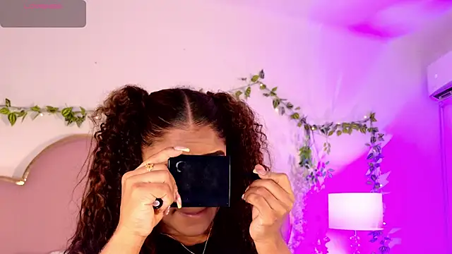 NahiaraReina online show from July 29, 12:47 pm
