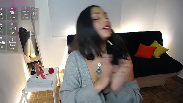 Snapshot of saba_the_courtesan chatting on December 10, 9:11 pm saba the courtesan online show from December 10, 9:11 pm