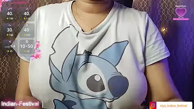 Snapshot of Deshi_Chori chatting on November 5, 5:24 pm Deshi Chori online show from November 5, 5:24 pm