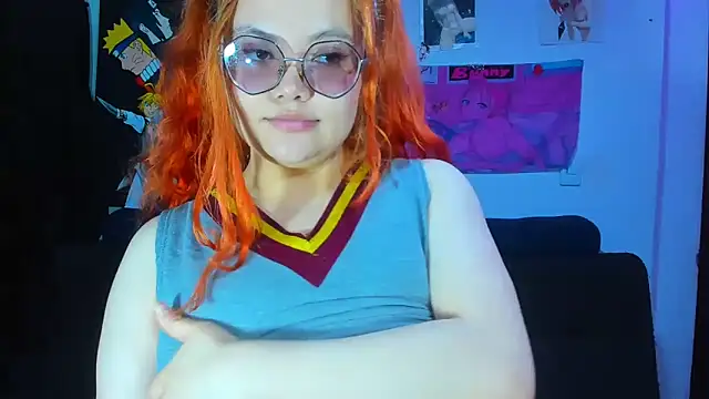 Snapshot of Lily_stone04 chatting on October 23, 5:29 am Lily stone04 online show from October 23, 5:29 am