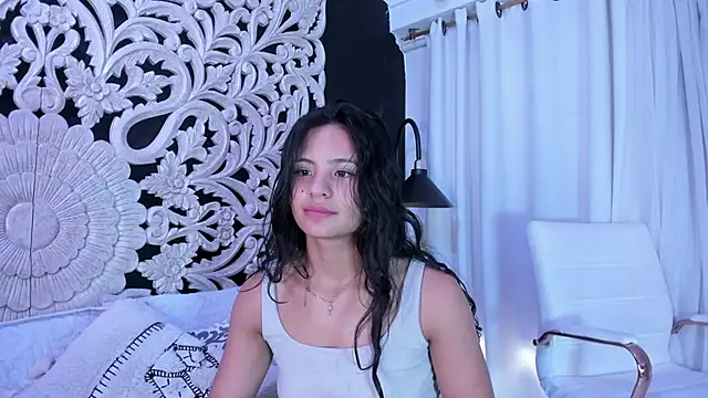 Snapshot of Mindy_sweety chatting on January 15, 1:05 pm Mindy sweety online show from January 15, 1:05 pm