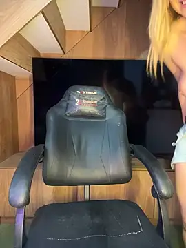 Snapshot of Bellahcha chatting on July 18, 2:32 pm Bellahcha online show from July 18, 2:32 pm