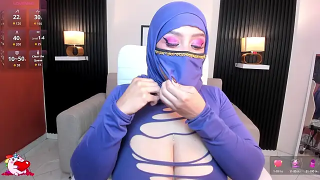 cloe sirena online show from October 9, 2:04 pm