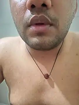 ved240 online show from February 17, 1:10 pm