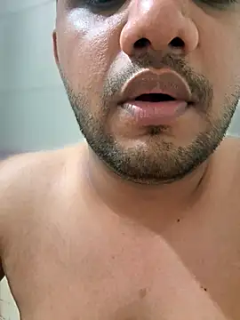 ved240 online show from October 14, 5:14 pm