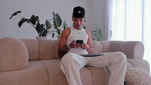 Ian and Noah online show from July 1, 7:46 pm