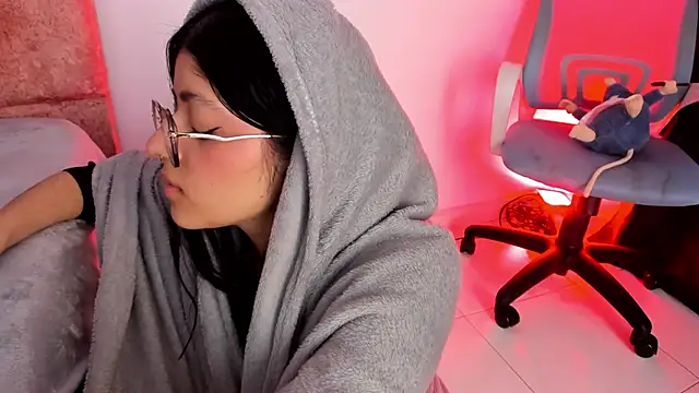 Snapshot of lana_dol chatting on January 27, 3:28 pm lana dol online show from January 27, 3:28 pm