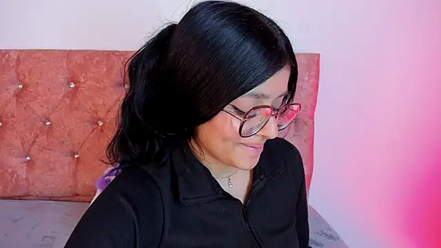 Snapshot of lana_dol chatting on February 10, 6:13 pm lana dol online show from February 10, 6:13 pm