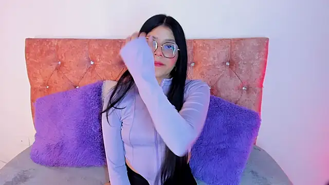 Snapshot of lana_dol chatting on February 17, 12:05 pm lana dol online show from February 17, 12:05 pm