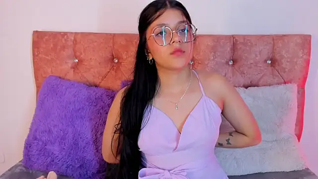 Snapshot of lana_dol chatting on February 19, 3:16 pm lana dol online show from February 19, 3:16 pm