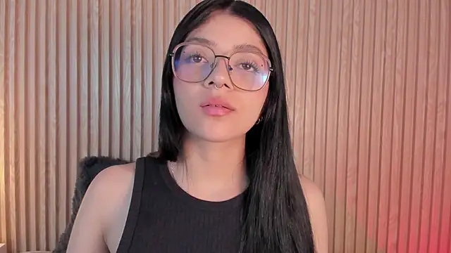 Snapshot of lana_dol chatting on November 6, 1:12 pm lana dol online show from November 6, 1:12 pm