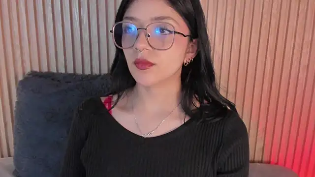 Snapshot of lana_dol chatting on November 14, 1:43 pm lana dol online show from November 14, 1:43 pm