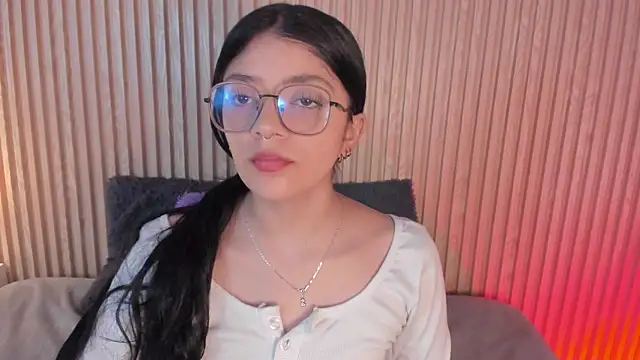 Snapshot of lana_dol chatting on November 15, 1:18 pm lana dol online show from November 15, 1:18 pm