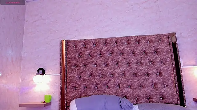 Snapshot of gaby_desire777 chatting on January 10, 12:58 pm gaby desire777 online show from January 10, 12:58 pm