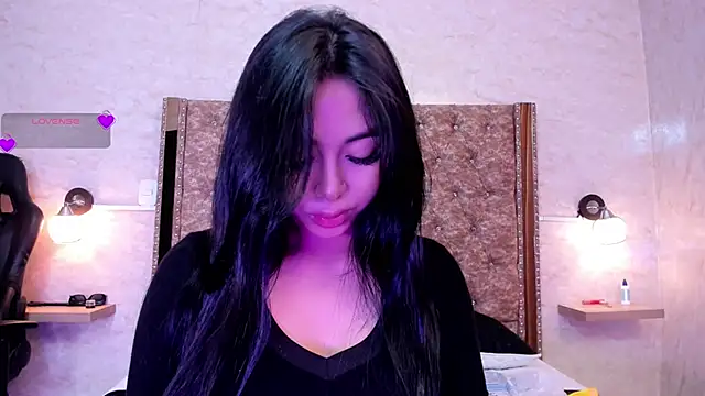 Snapshot of gaby_desire777 chatting on February 21, 11:43 pm gaby desire777 online show from February 21, 11:43 pm