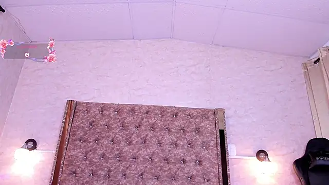 Snapshot of gaby_desire777 chatting on March 6, 11:20 pm gaby desire777 online show from March 6, 11:20 pm