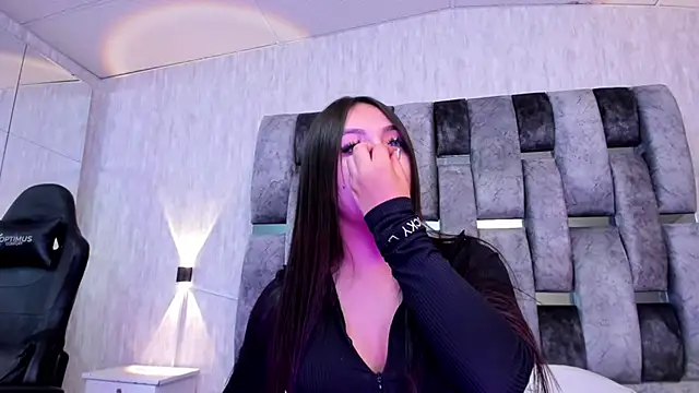 Snapshot of gaby_desire777 chatting on March 12, 12:20 am gaby desire777 online show from March 12, 12:20 am