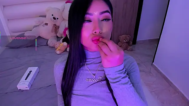 Snapshot of gaby_desire777 chatting on September 27, 2:49 am gaby desire777 online show from September 27, 2:49 am