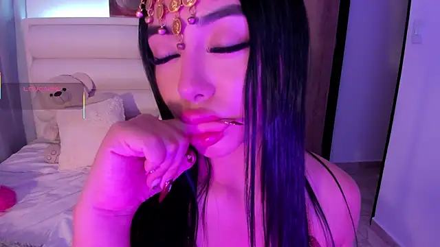 Snapshot of gaby_desire777 chatting on November 10, 4:22 am gaby desire777 online show from November 10, 4:22 am