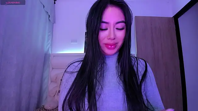 Snapshot of gaby_desire777 chatting on November 29, 5:32 am gaby desire777 online show from November 29, 5:32 am