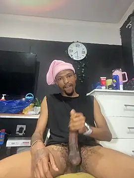 Snapshot of BlueIceCube chatting on December 22, 5:48 am BlueIceCube online show from December 22, 5:48 am