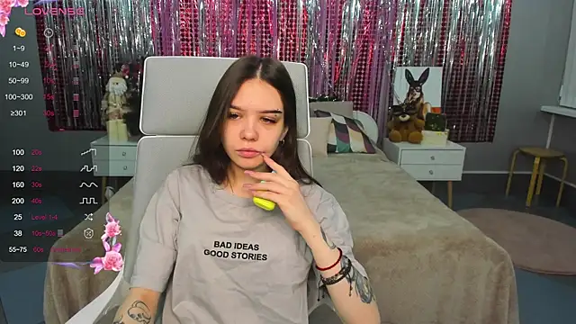 SweetyDeviliya online show from January 18, 3:31 am