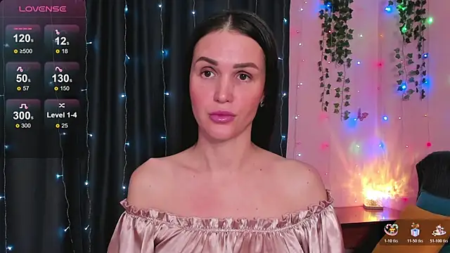 Snapshot of cross_the_line chatting on November 26, 11:55 am cross the line online show from November 26, 11:55 am